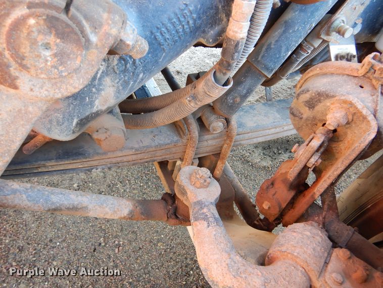 image for item KO9219 2004 Peterbilt 378  dump truck