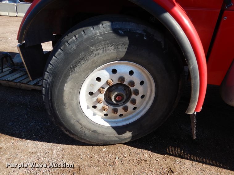 image for item KO9219 2004 Peterbilt 378  dump truck