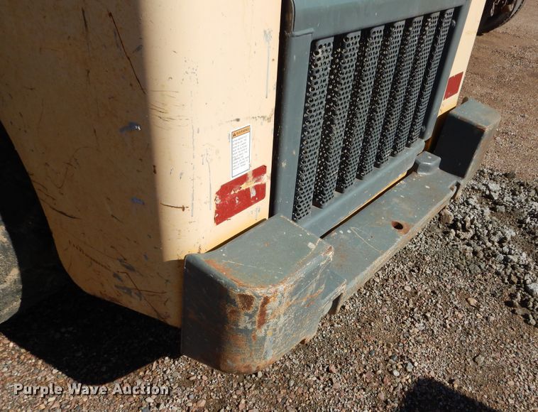 image for item KO9220 2008 Gehl 5640 Turbo  skid steer loader