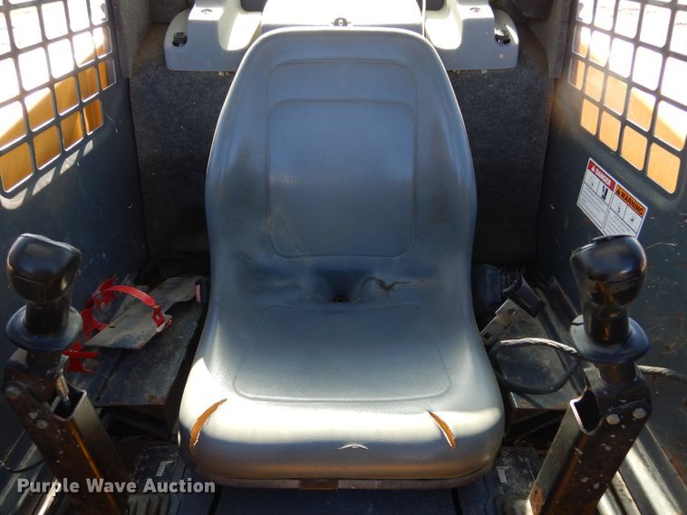 image for item KO9220 2008 Gehl 5640 Turbo  skid steer loader