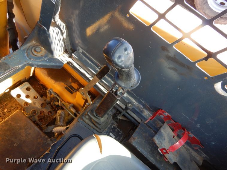 image for item KO9220 2008 Gehl 5640 Turbo  skid steer loader