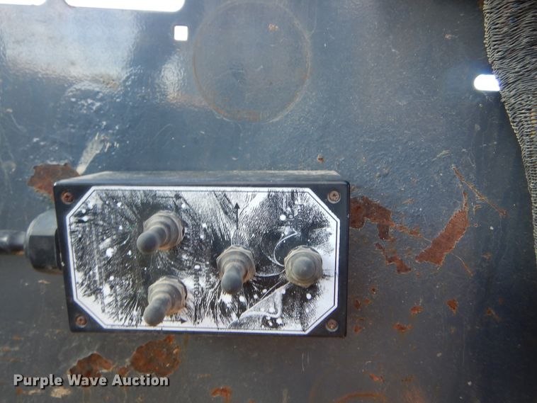 image for item KO9220 2008 Gehl 5640 Turbo  skid steer loader