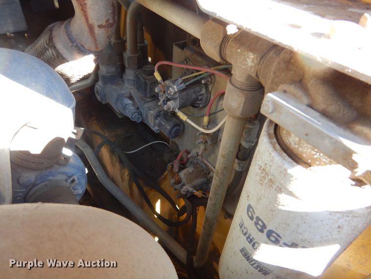 image for item KO9220 2008 Gehl 5640 Turbo  skid steer loader