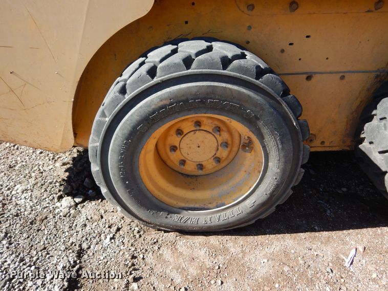 image for item KO9220 2008 Gehl 5640 Turbo  skid steer loader