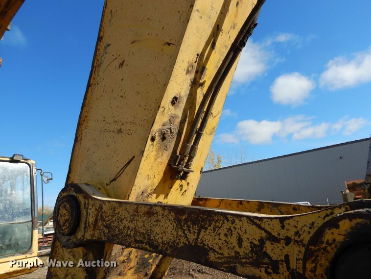 image for item KO9221 2002 Komatsu PC300LC-7L  excavator