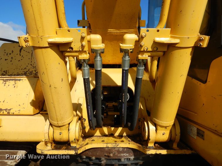 image for item KO9221 2002 Komatsu PC300LC-7L  excavator
