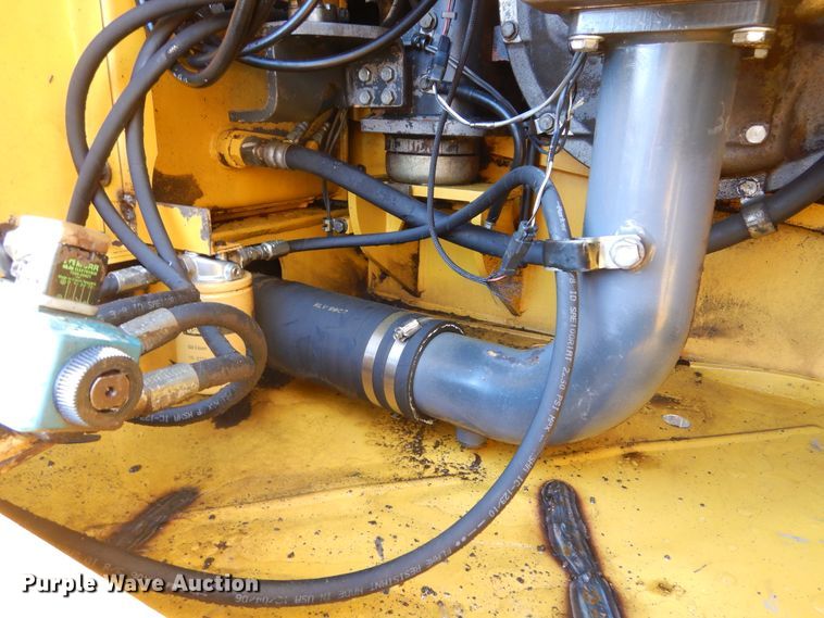 image for item KO9221 2002 Komatsu PC300LC-7L  excavator