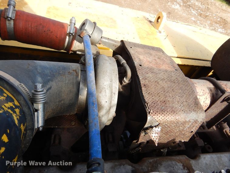 image for item KO9221 2002 Komatsu PC300LC-7L  excavator