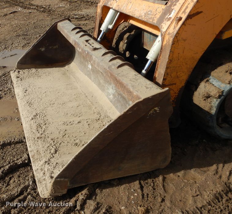 image for item KO9222 2005 Mustang MTL25  tracked skid steer loader