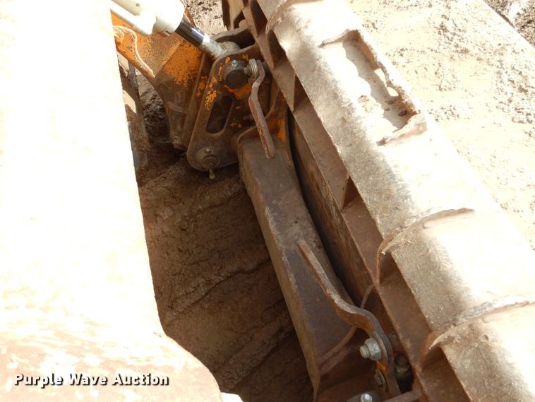 image for item KO9222 2005 Mustang MTL25  tracked skid steer loader