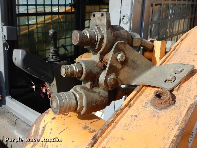 image for item KO9222 2005 Mustang MTL25  tracked skid steer loader