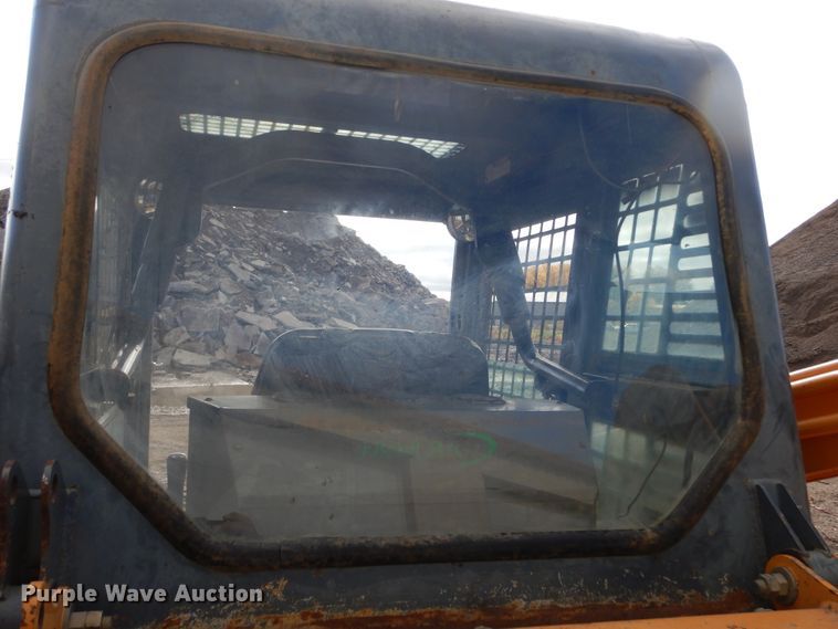 image for item KO9222 2005 Mustang MTL25  tracked skid steer loader