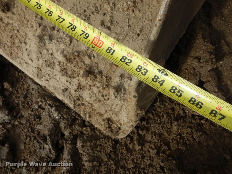 image for item KO9222 2005 Mustang MTL25  tracked skid steer loader