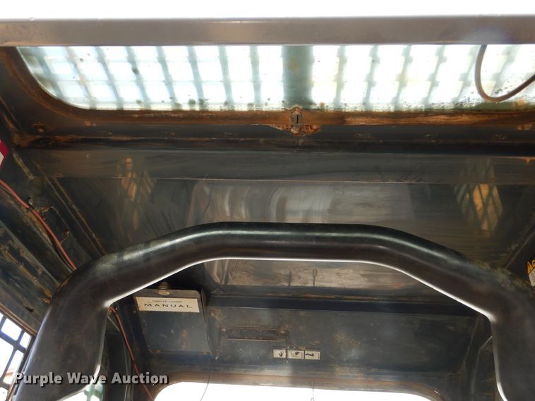 image for item KO9222 2005 Mustang MTL25  tracked skid steer loader