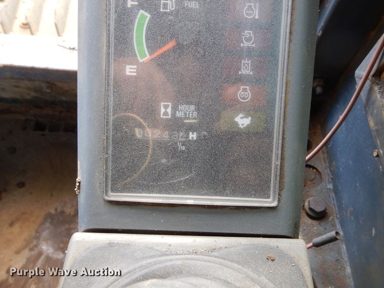 image for item KO9222 2005 Mustang MTL25  tracked skid steer loader