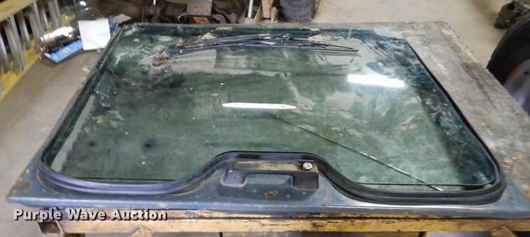 image for item KO9222 2005 Mustang MTL25  tracked skid steer loader