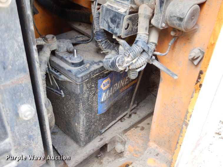 image for item KO9222 2005 Mustang MTL25  tracked skid steer loader