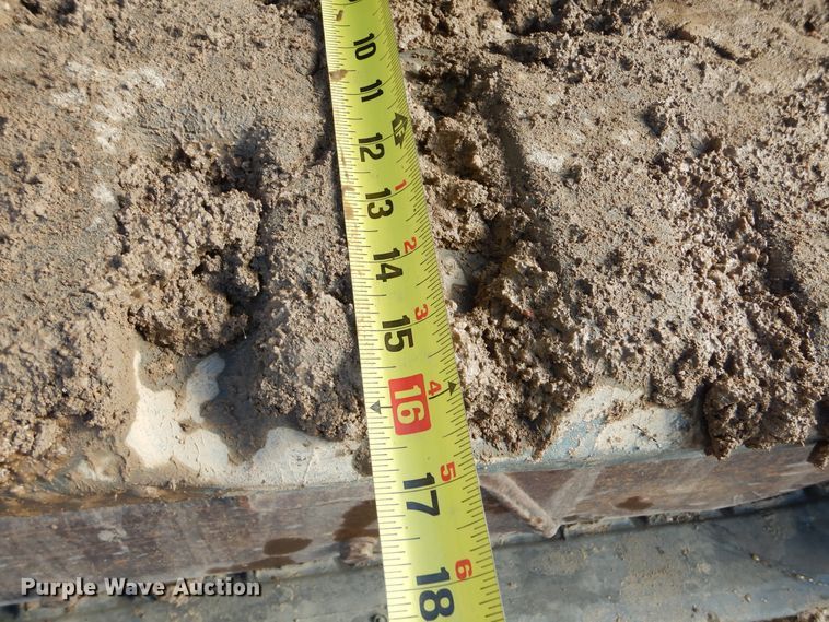 image for item KO9222 2005 Mustang MTL25  tracked skid steer loader