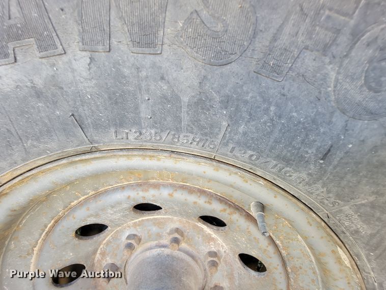 image for item KQ9136 2004 L&L  equipment trailer