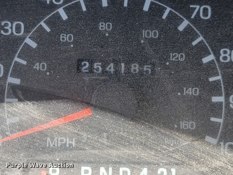 image for item KQ9137 2006 Ford F650 Super Duty XL  dump truck