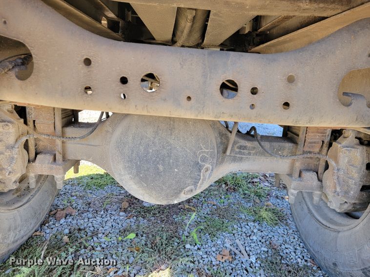 image for item KQ9137 2006 Ford F650 Super Duty XL  dump truck