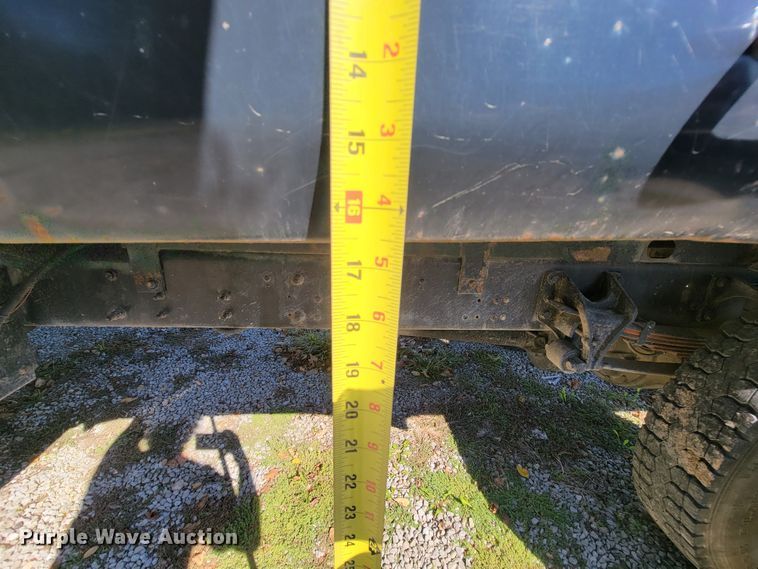 image for item KQ9137 2006 Ford F650 Super Duty XL  dump truck