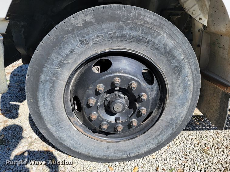 image for item KQ9137 2006 Ford F650 Super Duty XL  dump truck