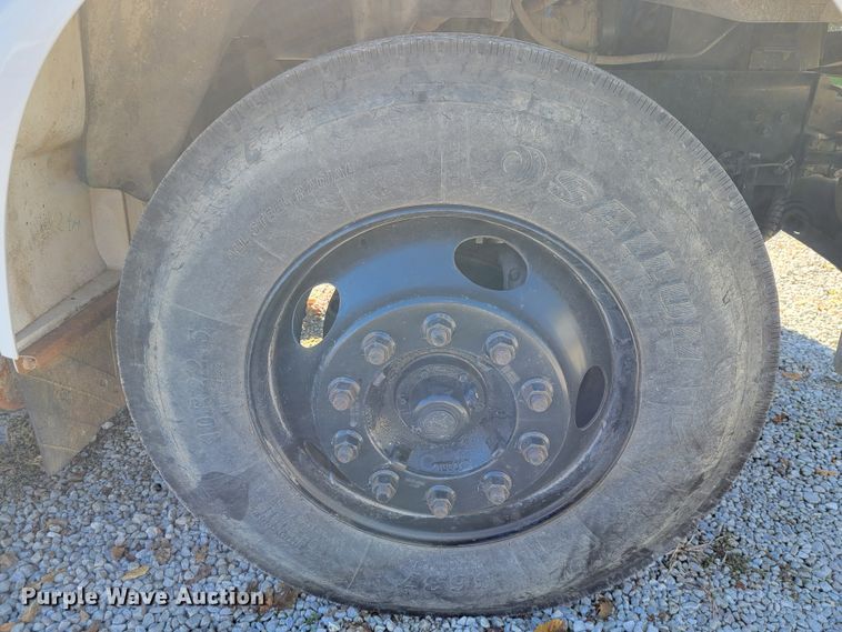 image for item KQ9137 2006 Ford F650 Super Duty XL  dump truck