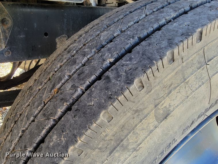 image for item KQ9137 2006 Ford F650 Super Duty XL  dump truck