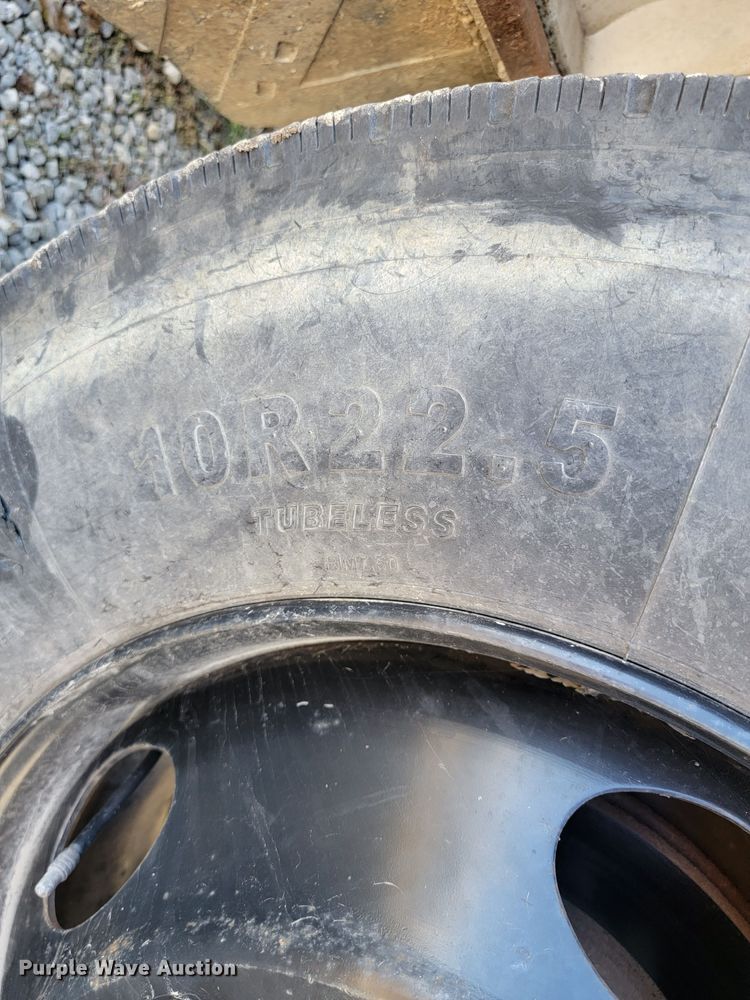 image for item KQ9137 2006 Ford F650 Super Duty XL  dump truck