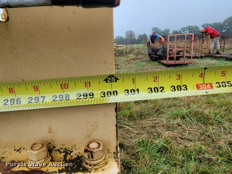 image for item KQ9154 Clevland  overhead crane