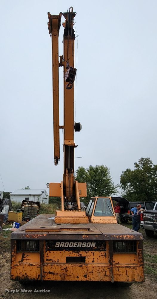 image for item KQ9160 Broderson IC-200-2C  crane