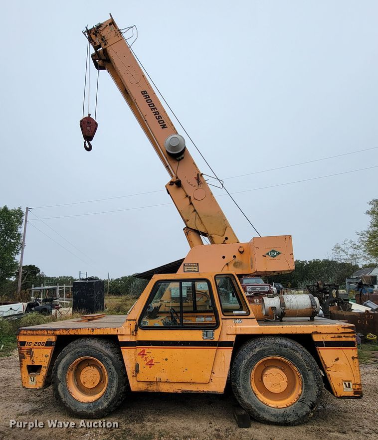 image for item KQ9160 Broderson IC-200-2C  crane