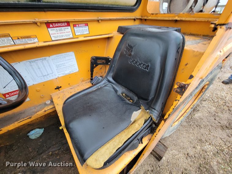 image for item KQ9160 Broderson IC-200-2C  crane