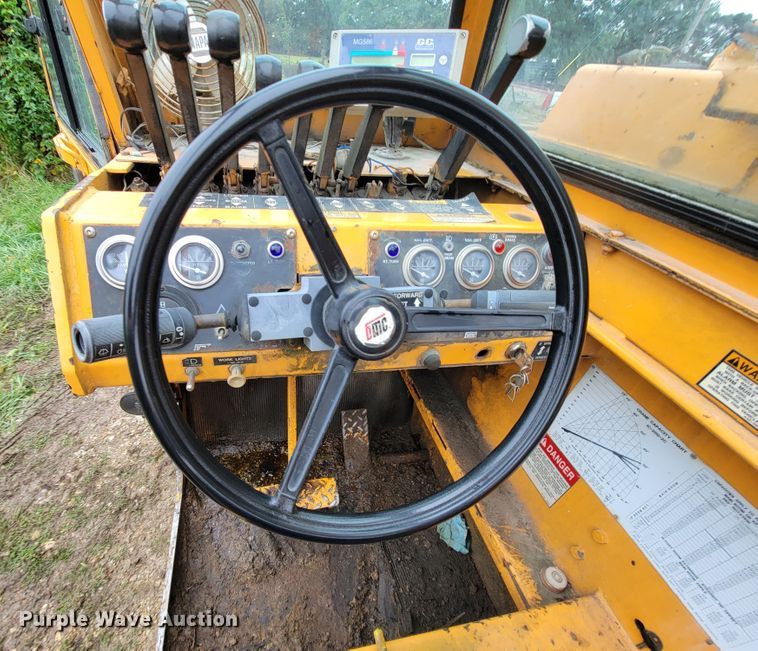 image for item KQ9160 Broderson IC-200-2C  crane