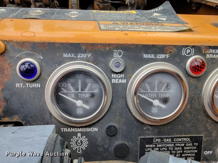 image for item KQ9160 Broderson IC-200-2C  crane