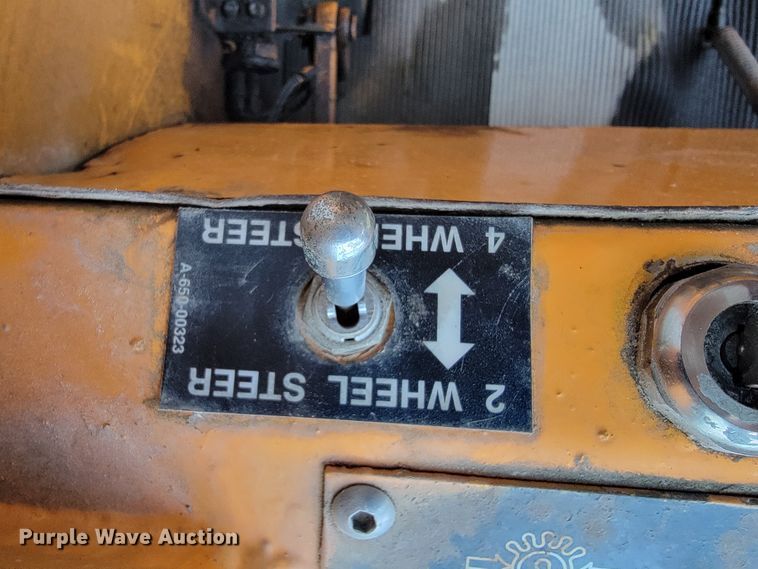 image for item KQ9160 Broderson IC-200-2C  crane