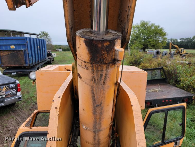 image for item KQ9160 Broderson IC-200-2C  crane