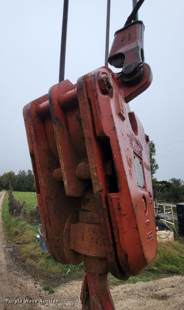 image for item KQ9160 Broderson IC-200-2C  crane