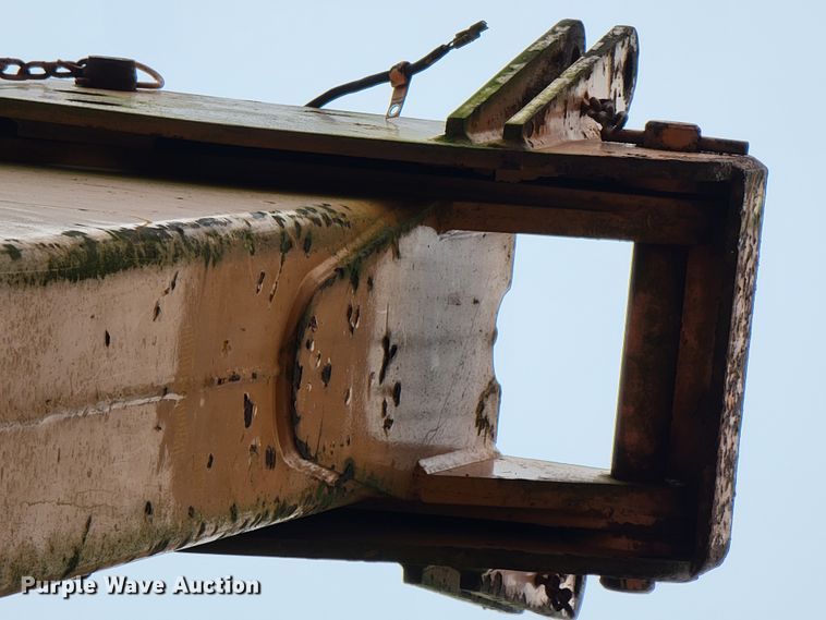 image for item KQ9160 Broderson IC-200-2C  crane