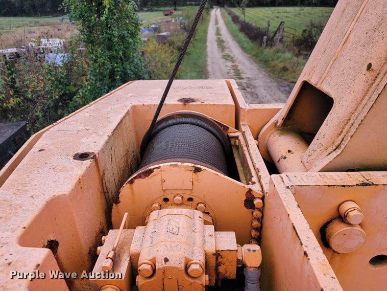 image for item KQ9160 Broderson IC-200-2C  crane