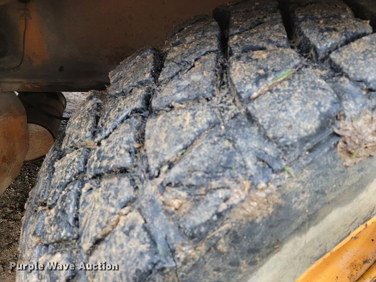 image for item KQ9160 Broderson IC-200-2C  crane