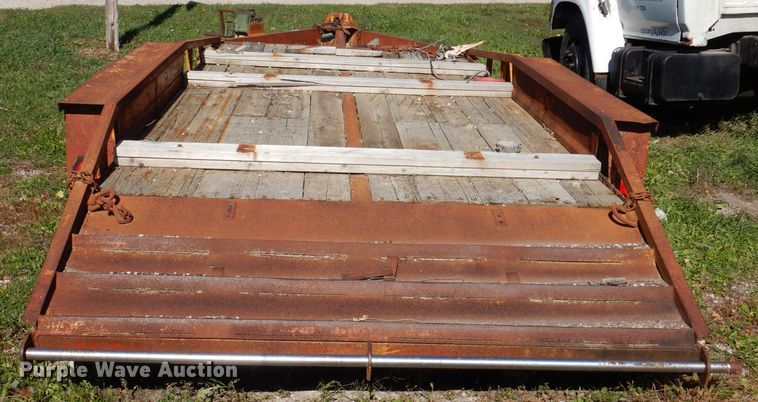 image for item KY9704 1998 Belshe T18  equipment trailer