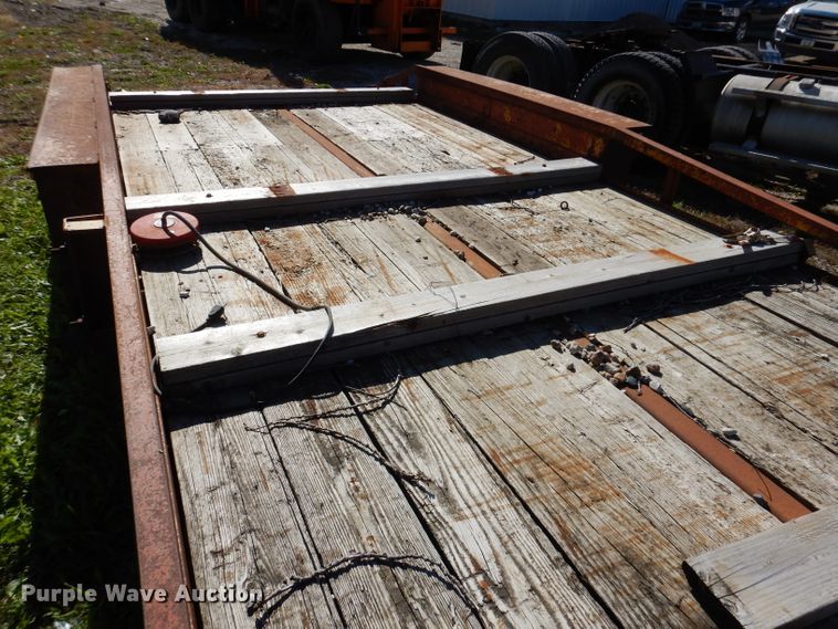 image for item KY9704 1998 Belshe T18  equipment trailer