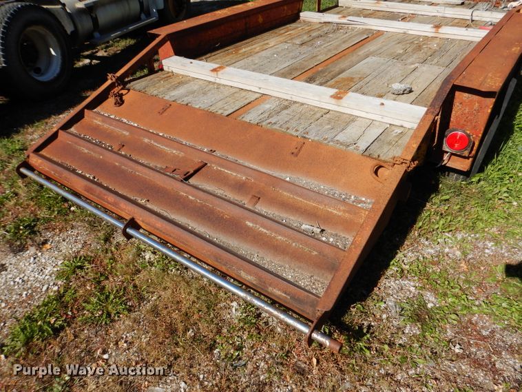 image for item KY9704 1998 Belshe T18  equipment trailer