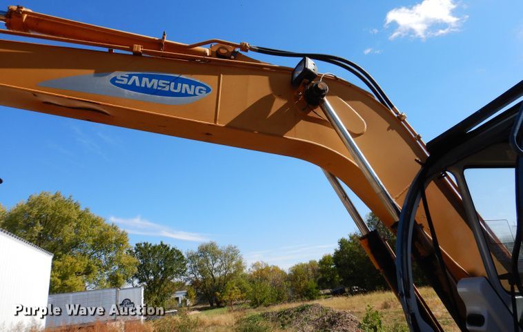 image for item KY9706 1998 Samsung SE130LC-2  excavator