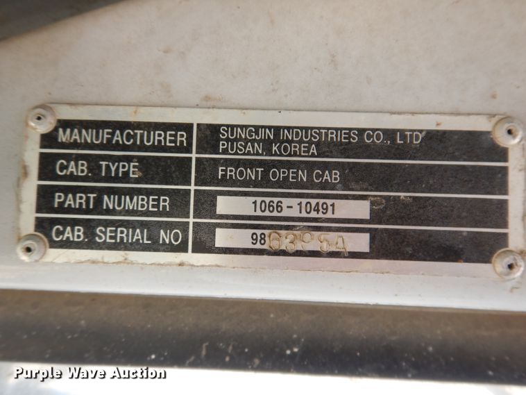 image for item KY9706 1998 Samsung SE130LC-2  excavator