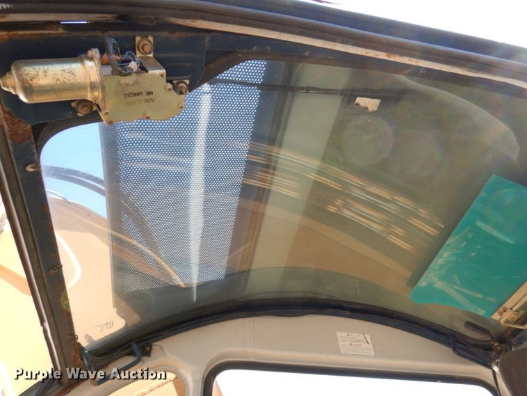 image for item KY9706 1998 Samsung SE130LC-2  excavator