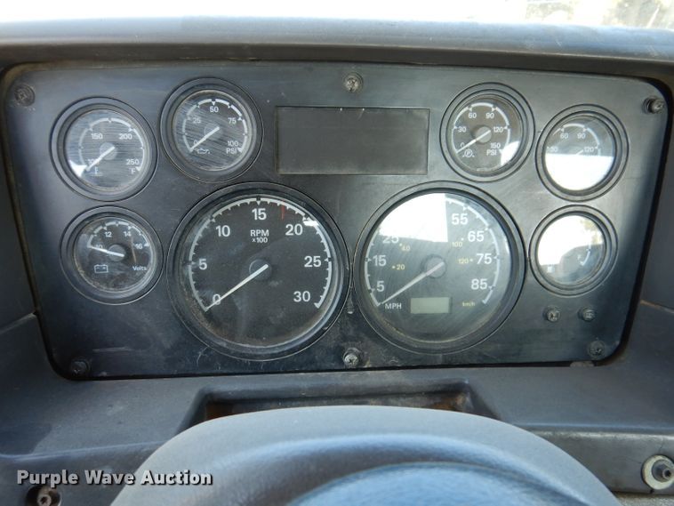 image for item KY9710 2003 Sterling AT9500  semi truck