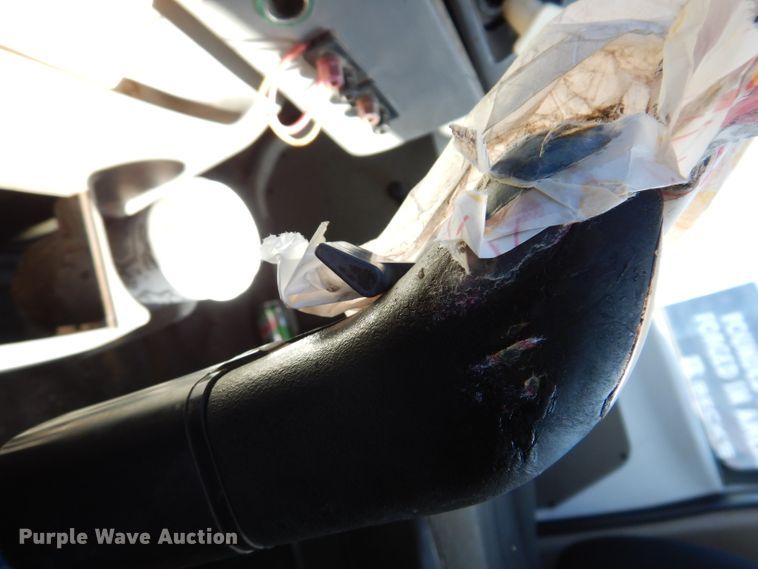 image for item KY9710 2003 Sterling AT9500  semi truck